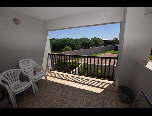 1 BEDROOM APARTMENT FOR SALE IN SUNNINGHILL